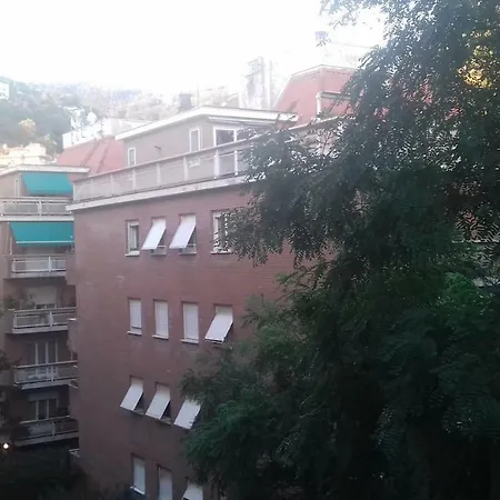 Lägenhet La Finestra Sul Bosco